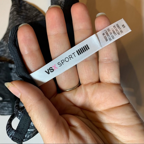Large VSX Victoria’s Secret sports bra - Picture 6 of 7
